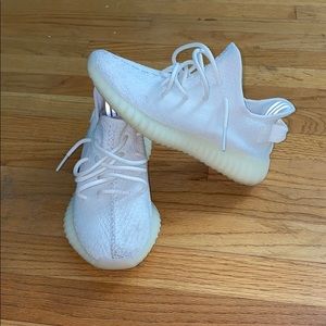 Yeezy 350 Triple White